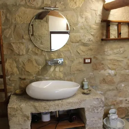 Casale Arezzo - Luxury With Pool & Jacuzzi - Marina Di Villa